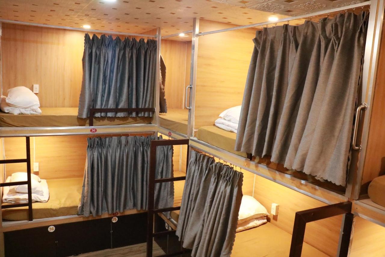 Vietstar Buffet Club & Star Hostel